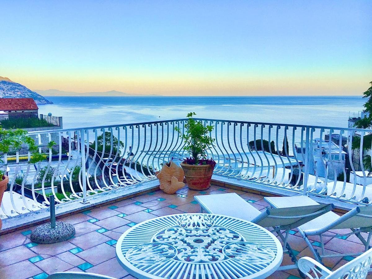 Hotel Villa Delle Palme In Позітано Екстер'єр фото