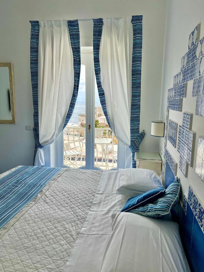 Hotel Villa Delle Palme In Позітано Екстер'єр фото