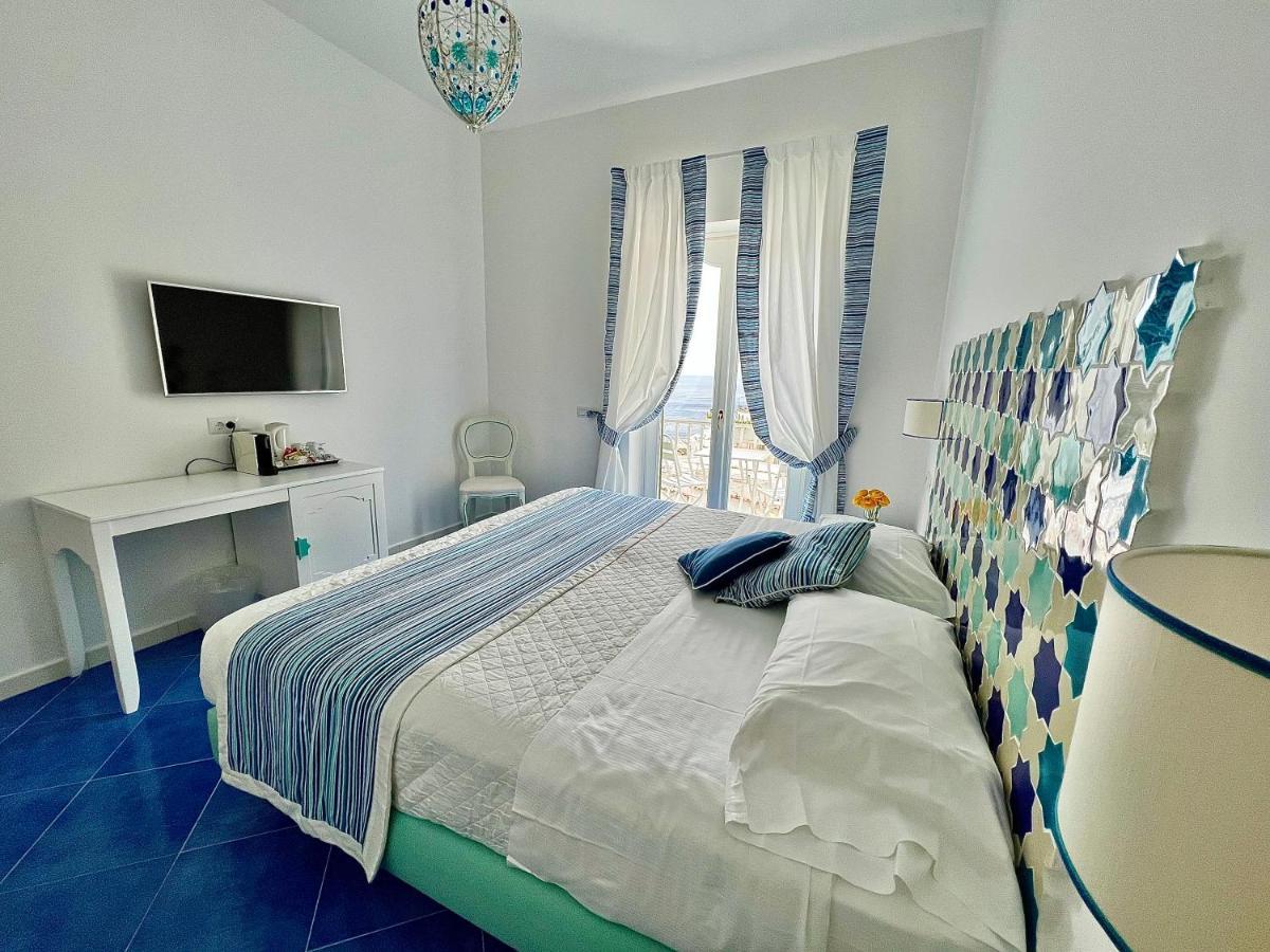 Hotel Villa Delle Palme In Позітано Екстер'єр фото