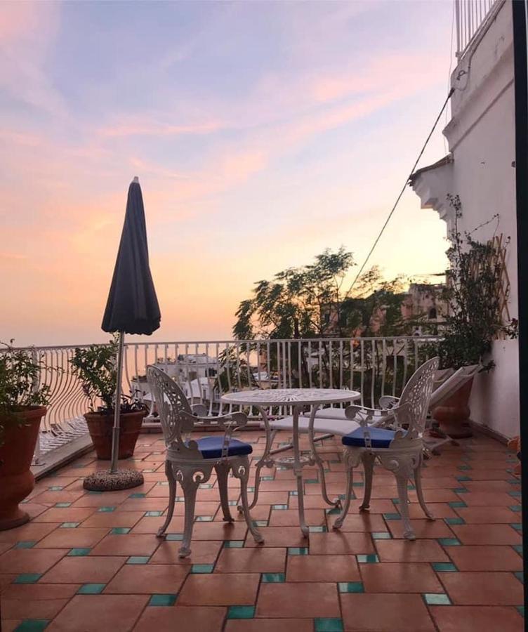 Hotel Villa Delle Palme In Позітано Екстер'єр фото