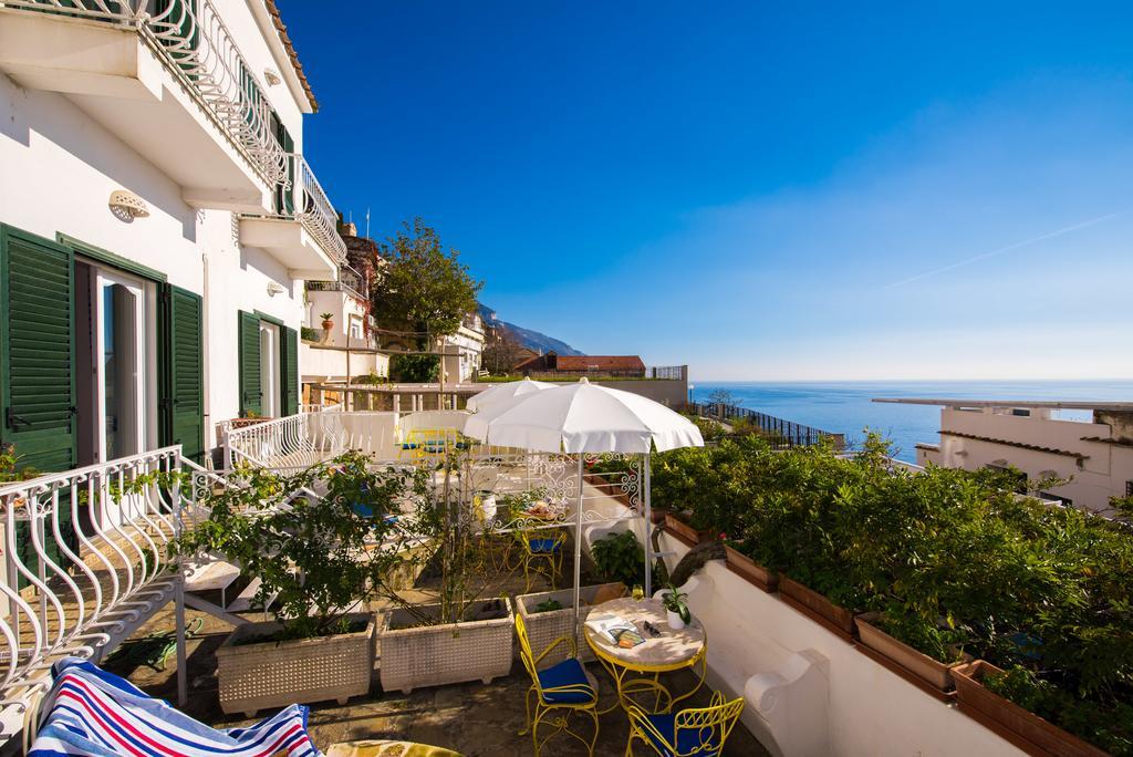 Hotel Villa Delle Palme In Позітано Екстер'єр фото