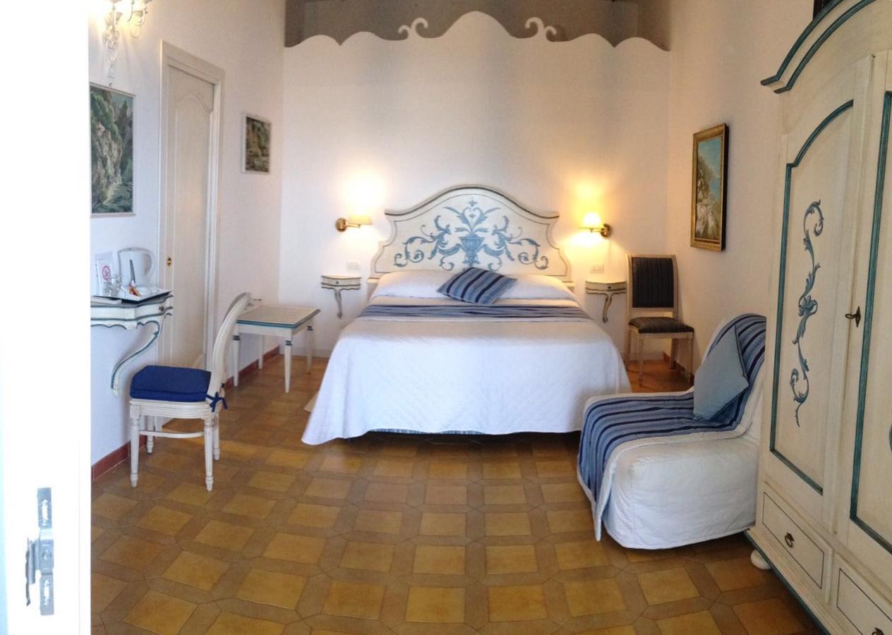 Hotel Villa Delle Palme In Позітано Екстер'єр фото